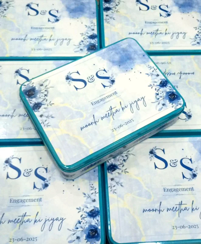 Engagement Sweet Box